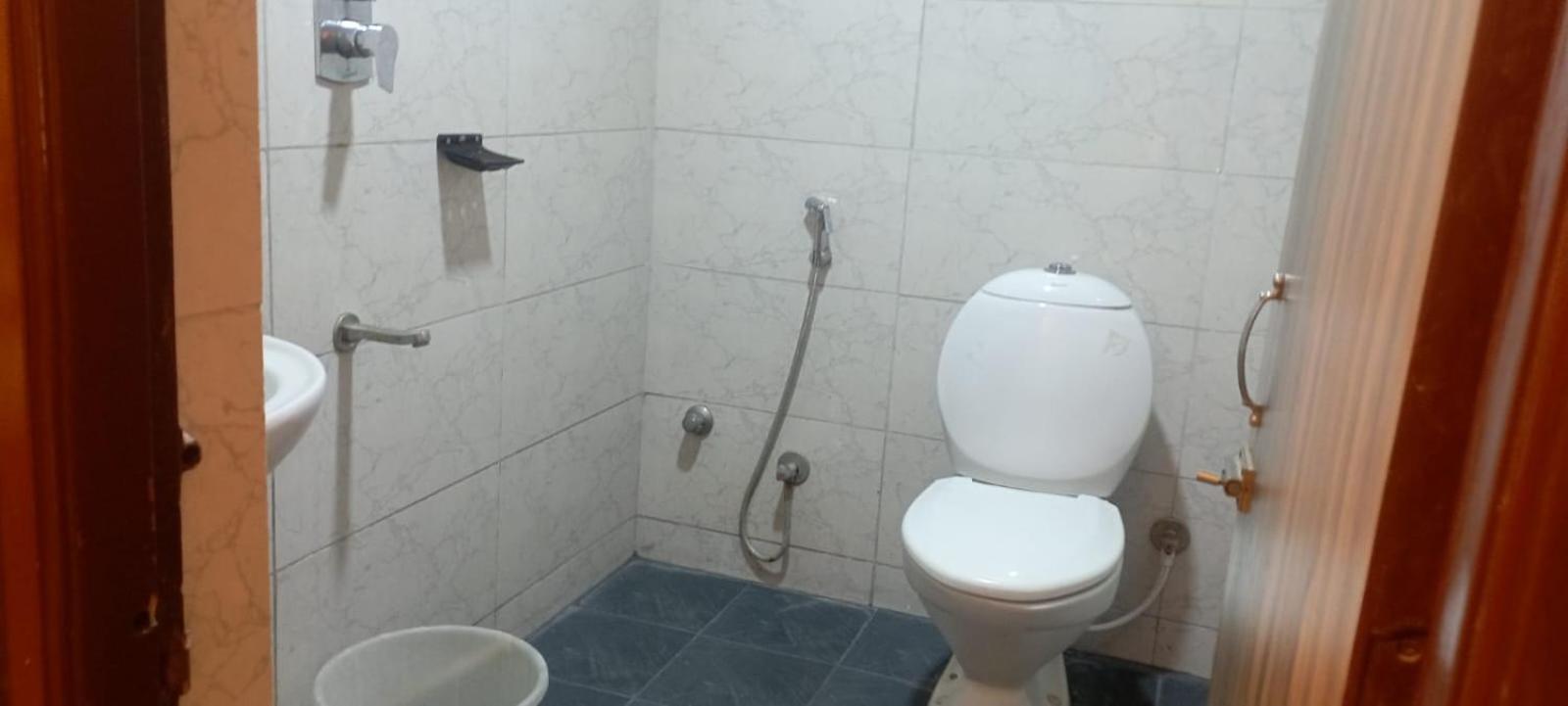 Hotel Raj Meridian, Tambaram 钦奈 外观 照片